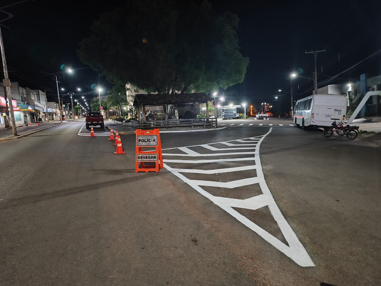 Renovação da sinalização viária é intensificada após período chuvoso