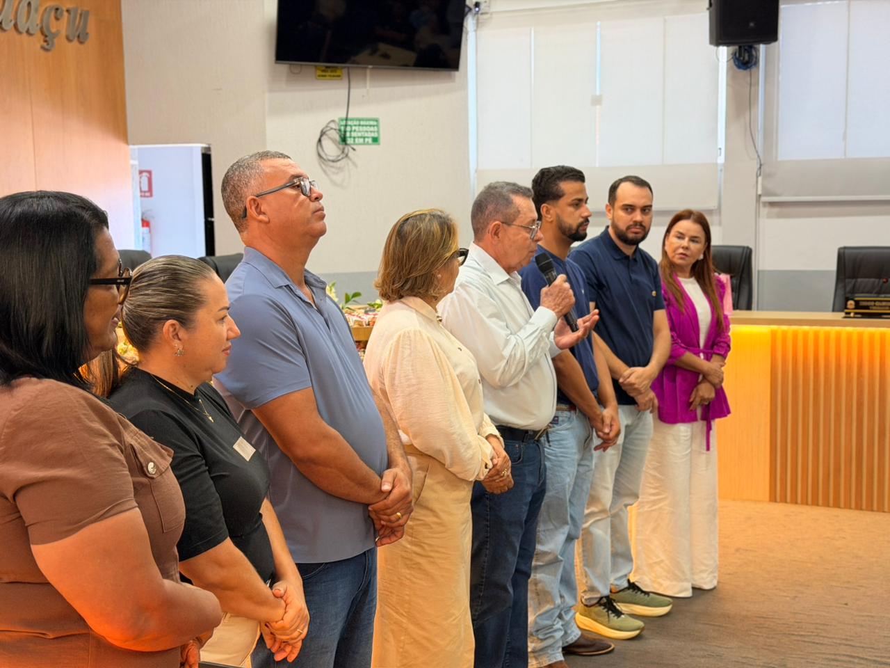 Câmara Municipal realiza homenagem especial às mães em Uruaçu